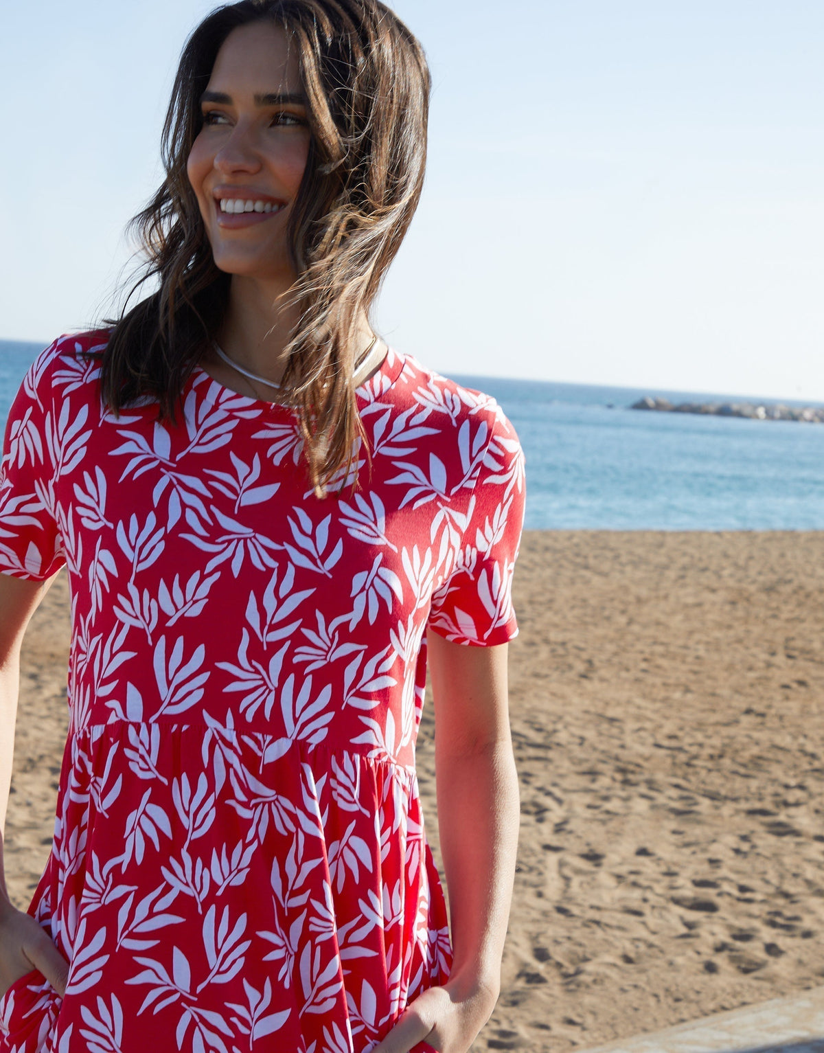 Women's Red Leaf Print Jersey Maxi Dress with Pockets luxegloweurope.shop