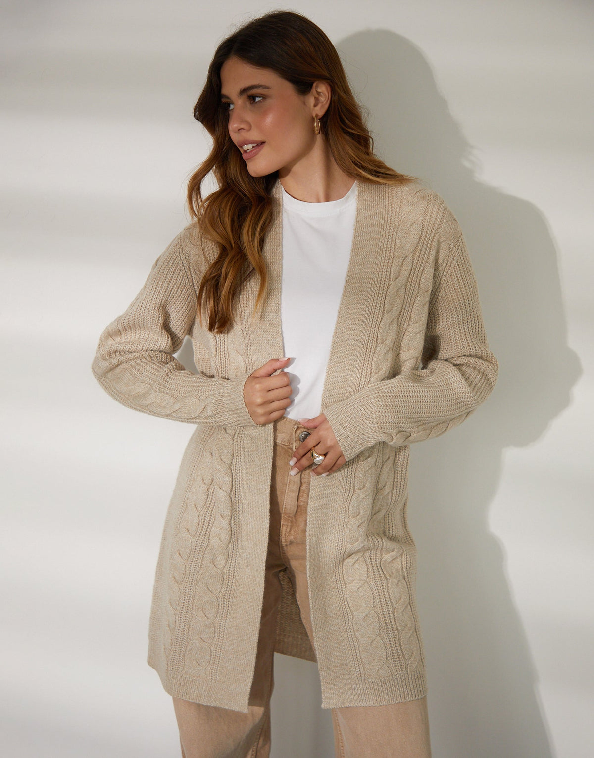 Women's Beige Cable Knit Cardigan luxegloweurope.shop