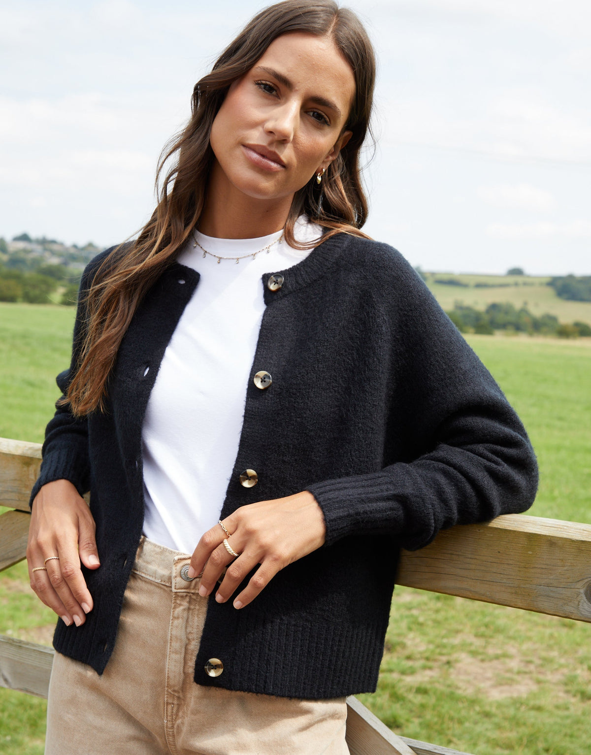 Women's Black Button Up Knitted Cardigan luxegloweurope.shop